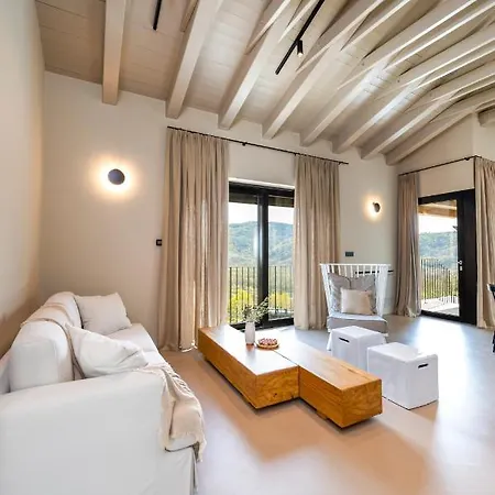 Villa Panorama Del Tartufo Livade